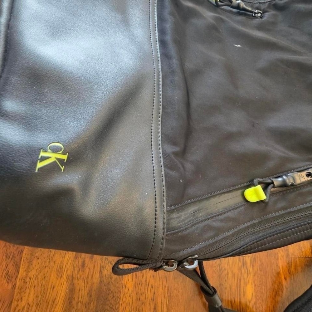 Calvin Klein backpack medium size - Picture 5 of 7